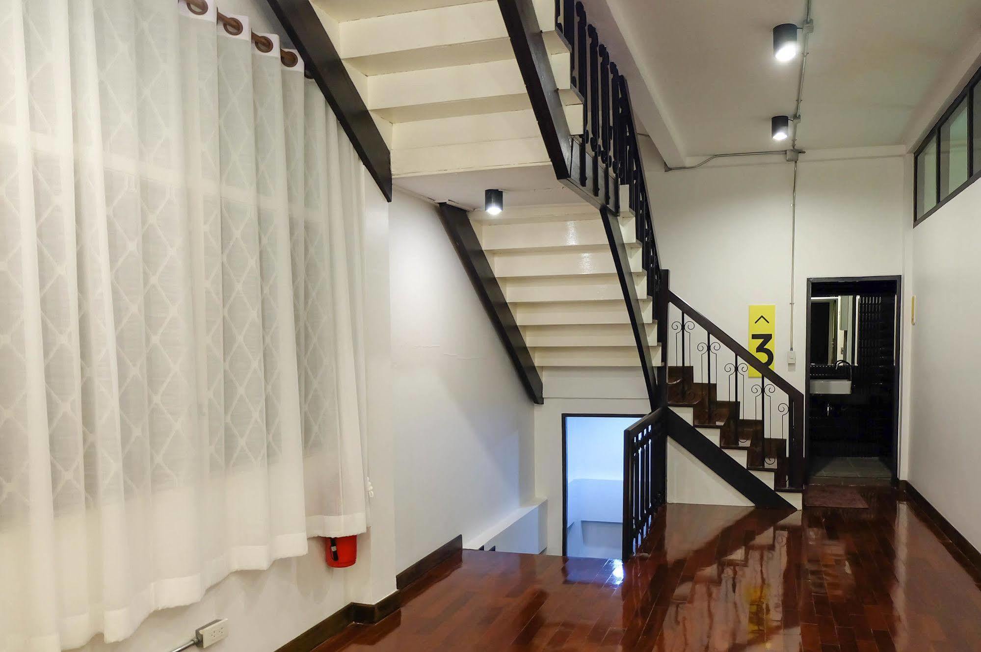 Thai Time Hostel شيانغ ماي المظهر الخارجي الصورة